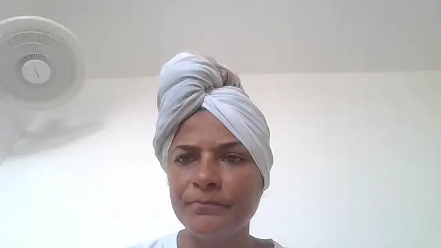 GiveLove1 online show from 18, 11, 2025