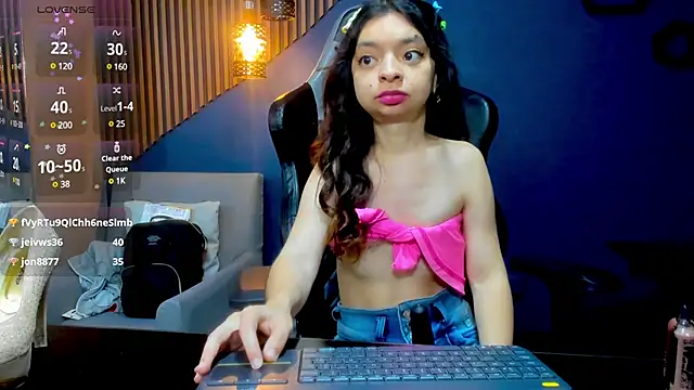 Snapshot of CharlotteMuller chatting on 21, 1, 2025 CharlotteMuller online show from 21, 1, 2025