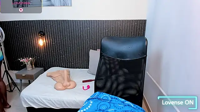 chanel brunette online show from 10, 1, 2026