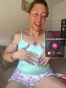 Snapshot of elmarsexydoll chatting on 24, 6, 2026 elmarsexydoll online show from 24, 6, 2026