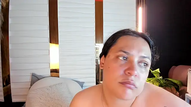 Biiancacox online show from 10, 9, 2025