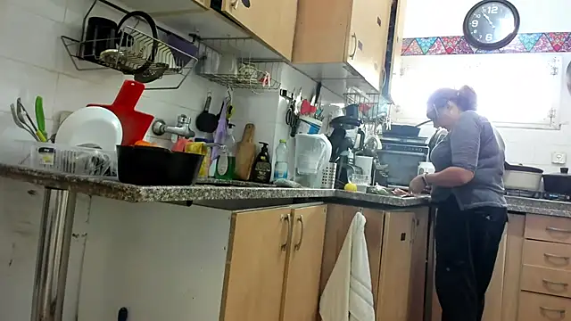 IsraeliMilf online show from 16, 11, 2025