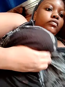 Snapshot of queennapal chatting on 27, 2, 2026 queennapal online show from 27, 2, 2026