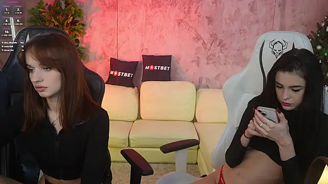 Snapshot of Tina_Breeze chatting on 10, 12, 2024 Tina Breeze online show from 10, 12, 2024