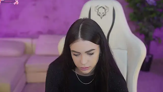 Snapshot of Tina_Breeze chatting on 6, 2, 2025 Tina Breeze online show from 6, 2, 2025