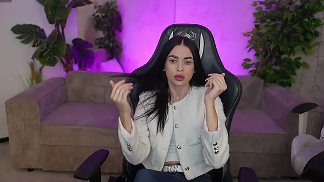 Snapshot of Tina_Breeze chatting on 25, 9, 2025 Tina Breeze online show from 25, 9, 2025