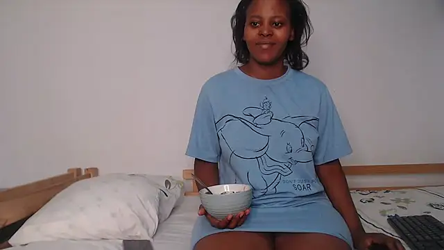 Snapshot of SexyKate852 chatting on 6, 2, 2025 SexyKate852 online show from 6, 2, 2025