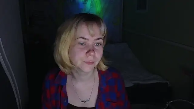 Riley Roo online show from 12, 4, 2026