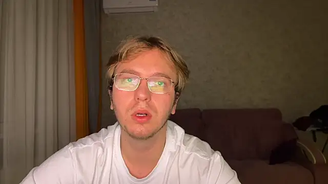 kiopiggy online show from 29, 11, 2025