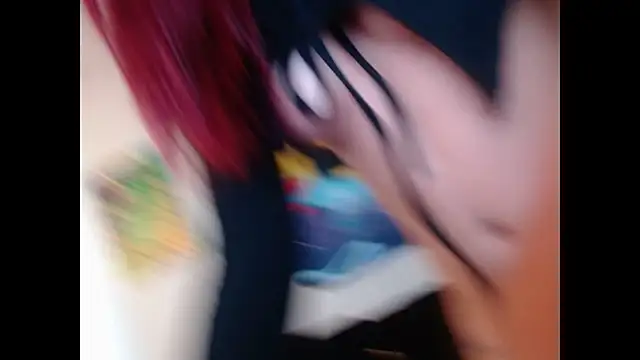 Snapshot of SuzzyyM chatting on 10, 10, 2025 SuzzyyM online show from 10, 10, 2025