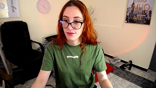 IsaBaileys  online show from 11, 3, 2025