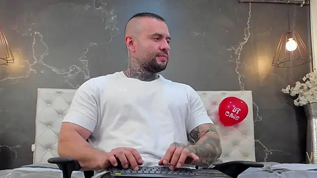 BruceDallas online show from 15, 2, 2025