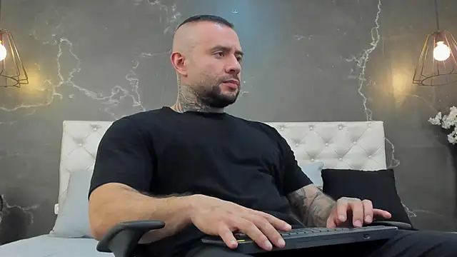 BruceDallas online show from 23, 2, 2025