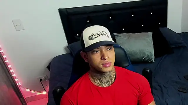 Stiven collins online show from 1, 3, 2025