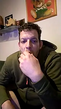 Snapshot of Knuffelstaaf123 chatting on 27, 1, 2025 Knuffelstaaf123 online show from 27, 1, 2025