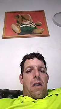 Snapshot of Knuffelstaaf123 chatting on 20, 10, 2025 Knuffelstaaf123 online show from 20, 10, 2025