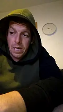 Snapshot of Knuffelstaaf123 chatting on 21, 10, 2025 Knuffelstaaf123 online show from 21, 10, 2025