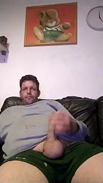 Snapshot of Knuffelstaaf123 chatting on 23, 10, 2025 Knuffelstaaf123 online show from 23, 10, 2025