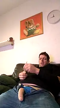 Snapshot of Knuffelstaaf123 chatting on 2, 11, 2025 Knuffelstaaf123 online show from 2, 11, 2025