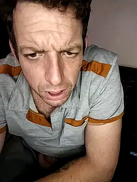 Snapshot of Knuffelstaaf123 chatting on 9, 11, 2025 Knuffelstaaf123 online show from 9, 11, 2025