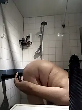 Snapshot of Knuffelstaaf123 chatting on 10, 11, 2025 Knuffelstaaf123 online show from 10, 11, 2025