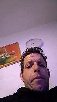 Snapshot of Knuffelstaaf123 chatting on 16, 11, 2025 Knuffelstaaf123 online show from 16, 11, 2025