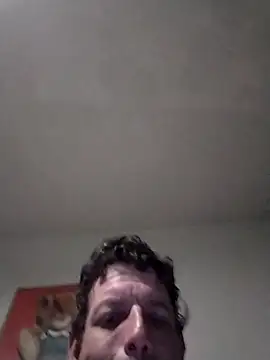 Snapshot of Knuffelstaaf123 chatting on 24, 11, 2025 Knuffelstaaf123 online show from 24, 11, 2025