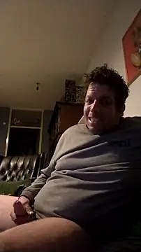 Snapshot of Knuffelstaaf123 chatting on 2, 12, 2025 Knuffelstaaf123 online show from 2, 12, 2025