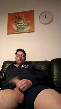 Snapshot of Knuffelstaaf123 chatting on 1, 3, 2026 Knuffelstaaf123 online show from 1, 3, 2026