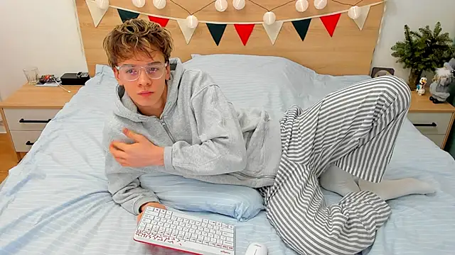 Fandi 777 online show from 5, 1, 2025