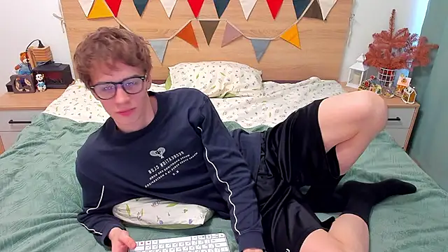 Snapshot of Fandi_777 chatting on 5, 2, 2026 Fandi 777 online show from 5, 2, 2026