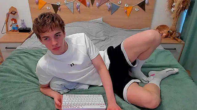 Snapshot of Fandi_777 chatting on 3, 3, 2026 Fandi 777 online show from 3, 3, 2026