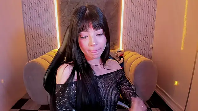  mia collins b  online show from 16, 10, 2025