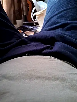 Snapshot of bobyyboyy1 chatting on 1, 3, 2025 bobyyboyy1 online show from 1, 3, 2025