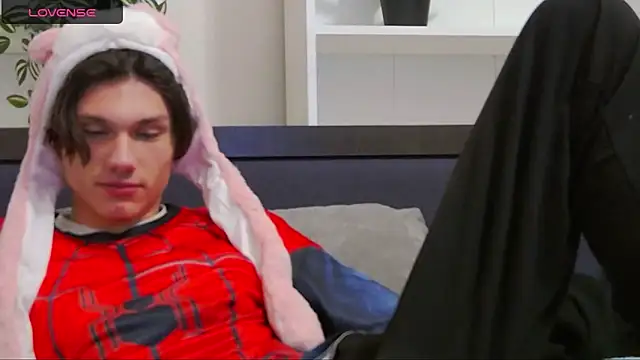 Snapshot of CalvinCay chatting on 6, 12, 2024 CalvinCay online show from 6, 12, 2024