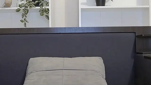 Snapshot of CalvinCay chatting on 17, 1, 2025 CalvinCay online show from 17, 1, 2025