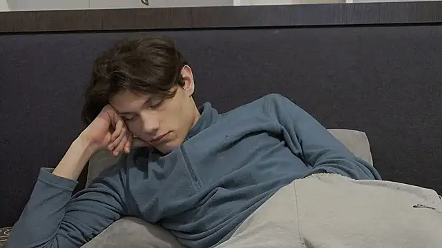 Snapshot of CalvinCay chatting on 28, 1, 2025 CalvinCay online show from 28, 1, 2025