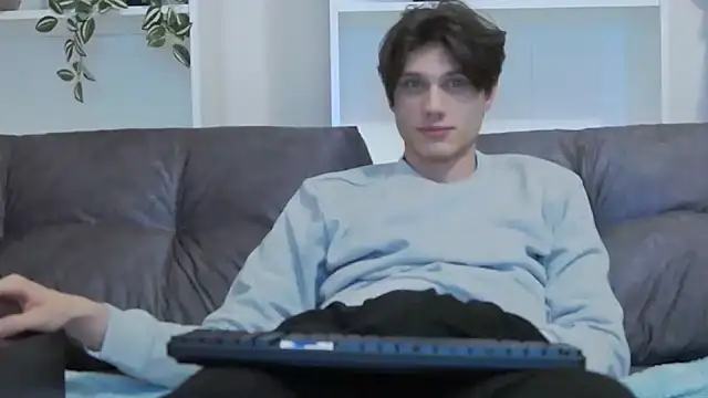 Snapshot of CalvinCay chatting on 31, 1, 2025 CalvinCay online show from 31, 1, 2025