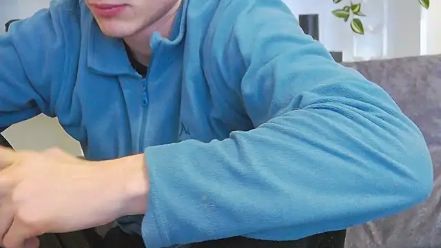 Snapshot of CalvinCay chatting on 25, 2, 2025 CalvinCay online show from 25, 2, 2025