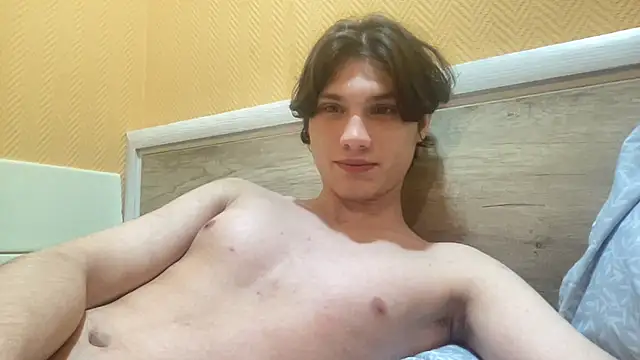 Snapshot of CalvinCay chatting on 23, 10, 2025 CalvinCay online show from 23, 10, 2025