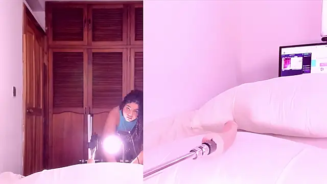 Exotic Ambar online show from 14, 1, 2025