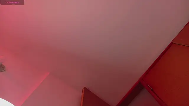 MegganCarter online show from 12, 11, 2025