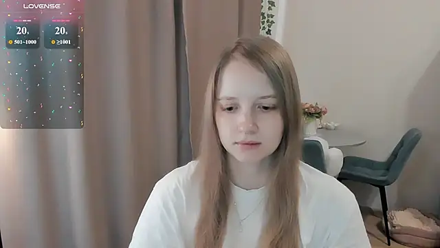 Snapshot of Alyaley chatting on 4, 7, 2026 Alyaley online show from 4, 7, 2026