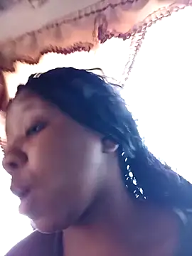 Snapshot of cindyxxx1 chatting on 3, 12, 2025 cindyxxx1 online show from 3, 12, 2025