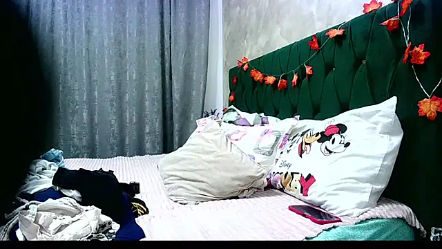 MikySWeet7 online show from 23, 11, 2025