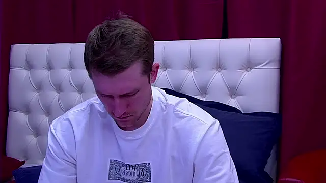 EthanPinkman online show from 18, 9, 2025