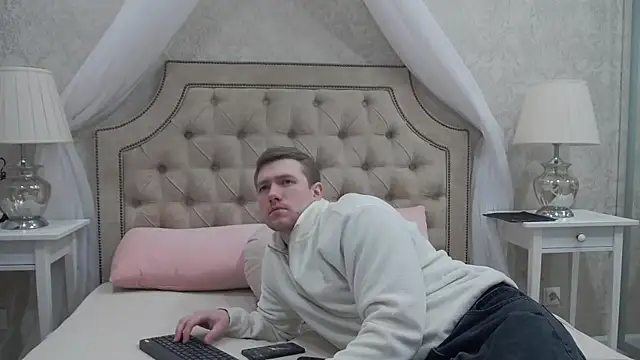 EthanPinkman online show from 5, 3, 2026