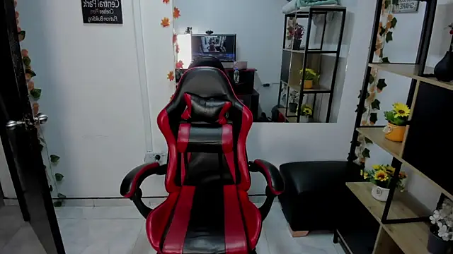 LilithCooperr  online show from 16, 12, 2025