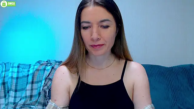 Sweet   Amelia online show from 28, 10, 2025