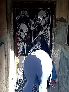 Snapshot of AmazonianMistress chatting on 2, 10, 2025 AmazonianMistress online show from 2, 10, 2025